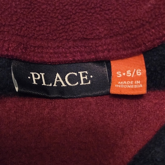 Lot of 2 Boys shirts size 5 and 5/6 *Place* and OshKosh - Picture 10 of 12